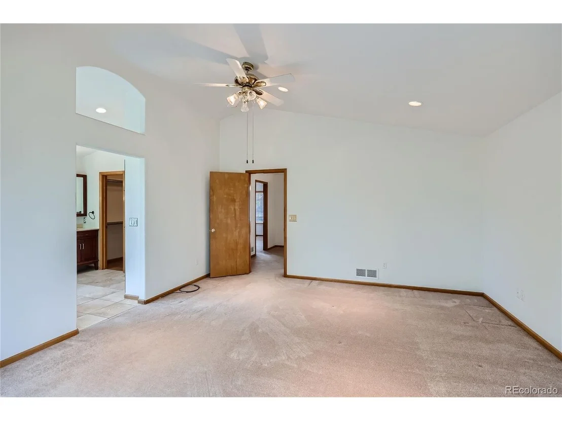 Photo of 2285 Beacham Dr