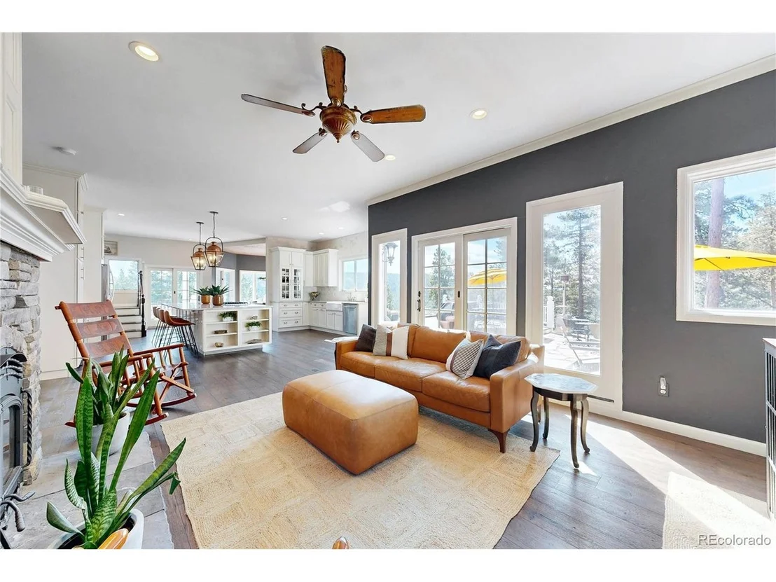 Photo of 7692 Surrey Dr