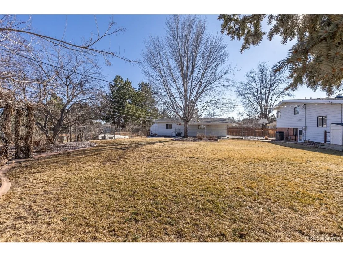 Photo of 2318 Sunset Ln