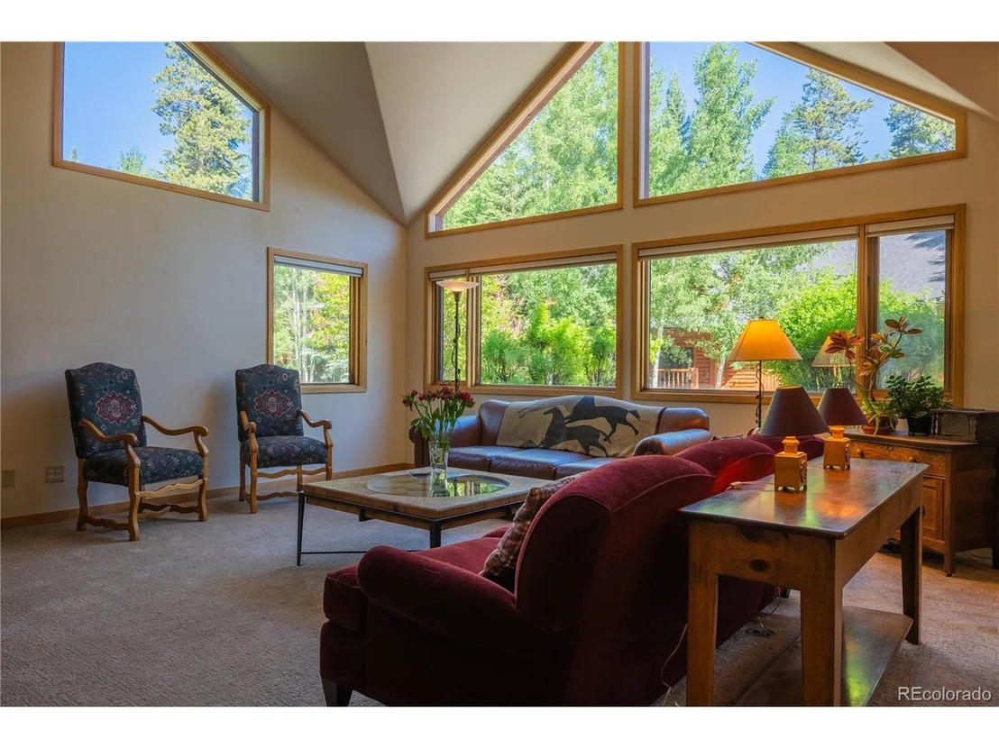 Photo of 96 Sunset Dr