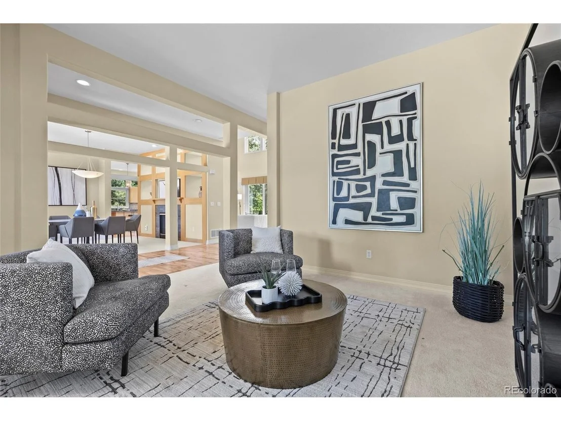 Photo of 7018 Forest Ridge Cir