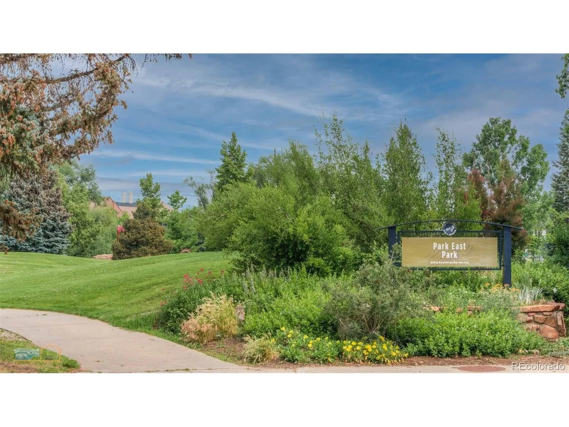 Photo of 935 Morgan Dr