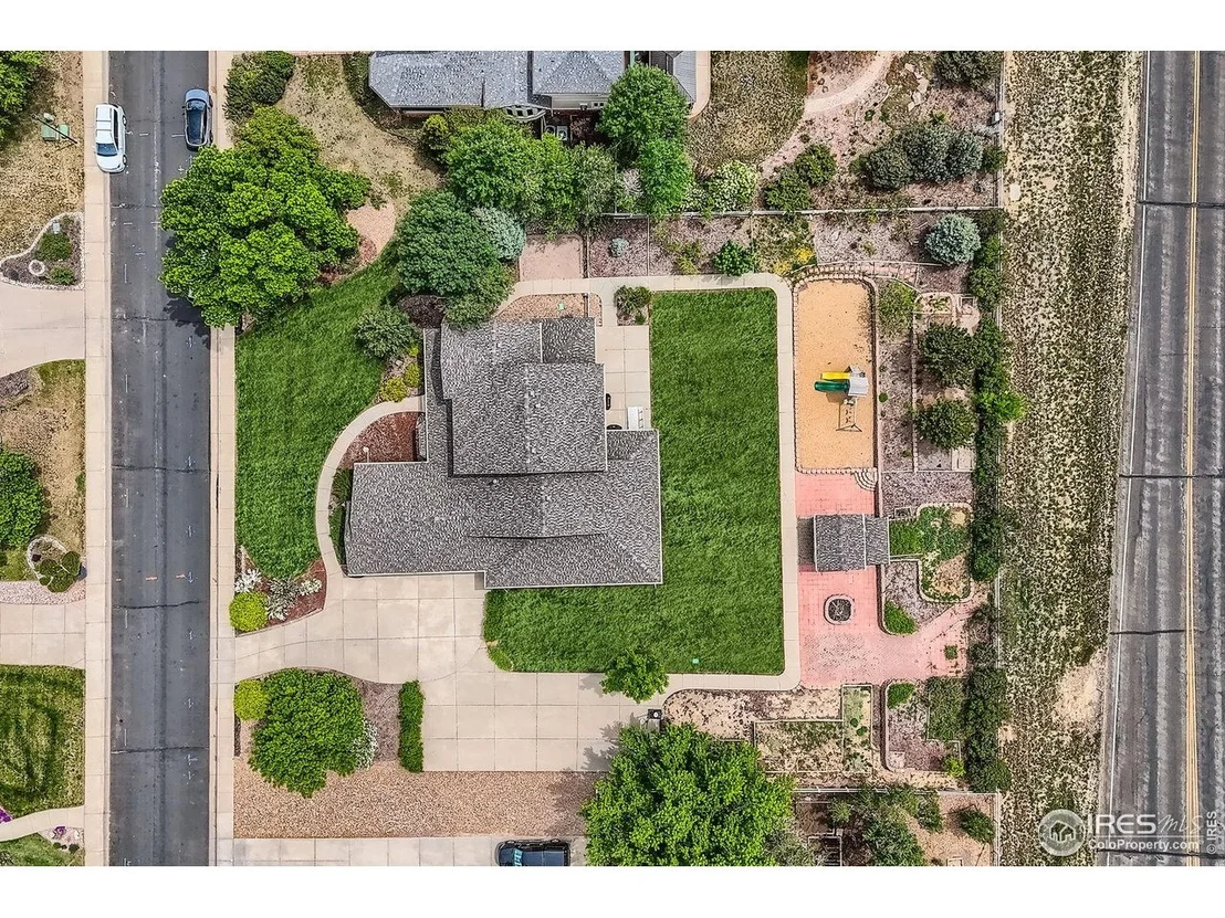 Photo of 6544 Saddleback Ave