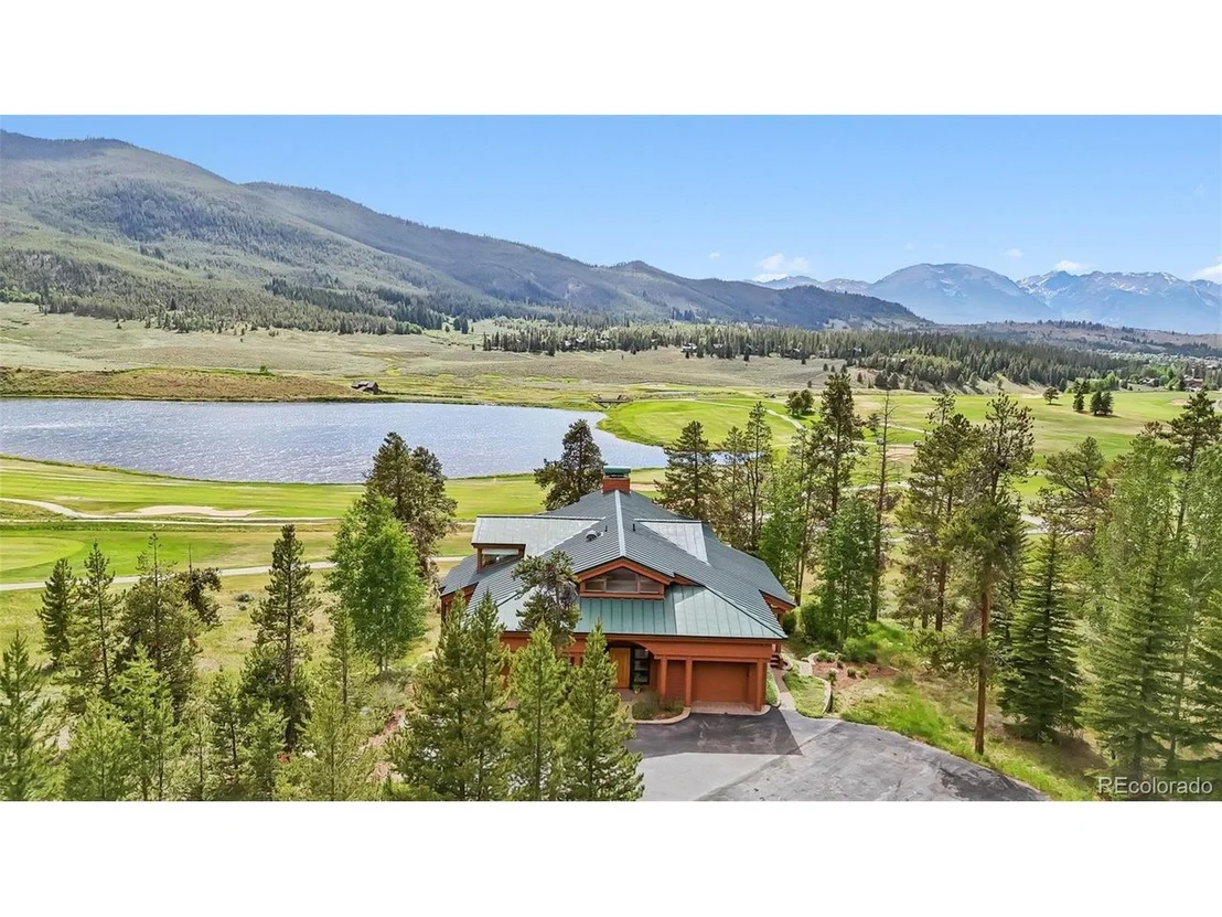 Photo of 204 Clover Ln