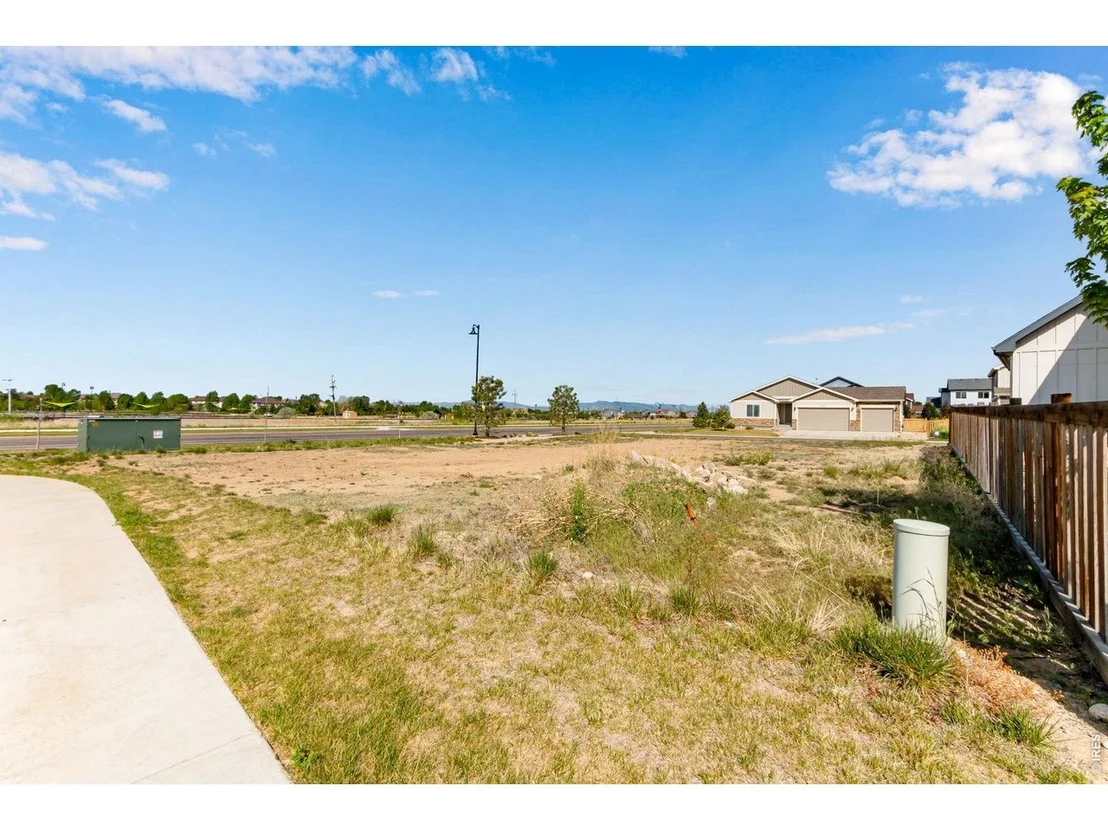 Photo of 5536 Long Dr