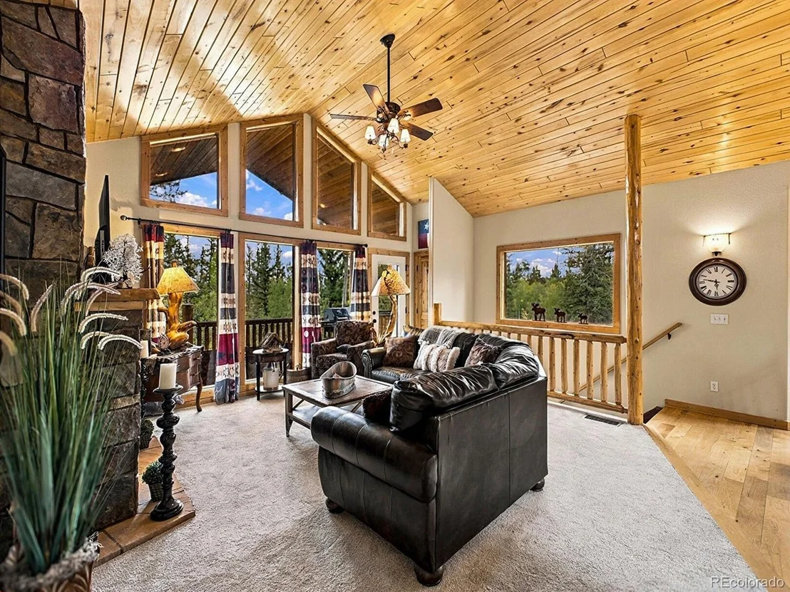 Photo of 150 Haida Rd
