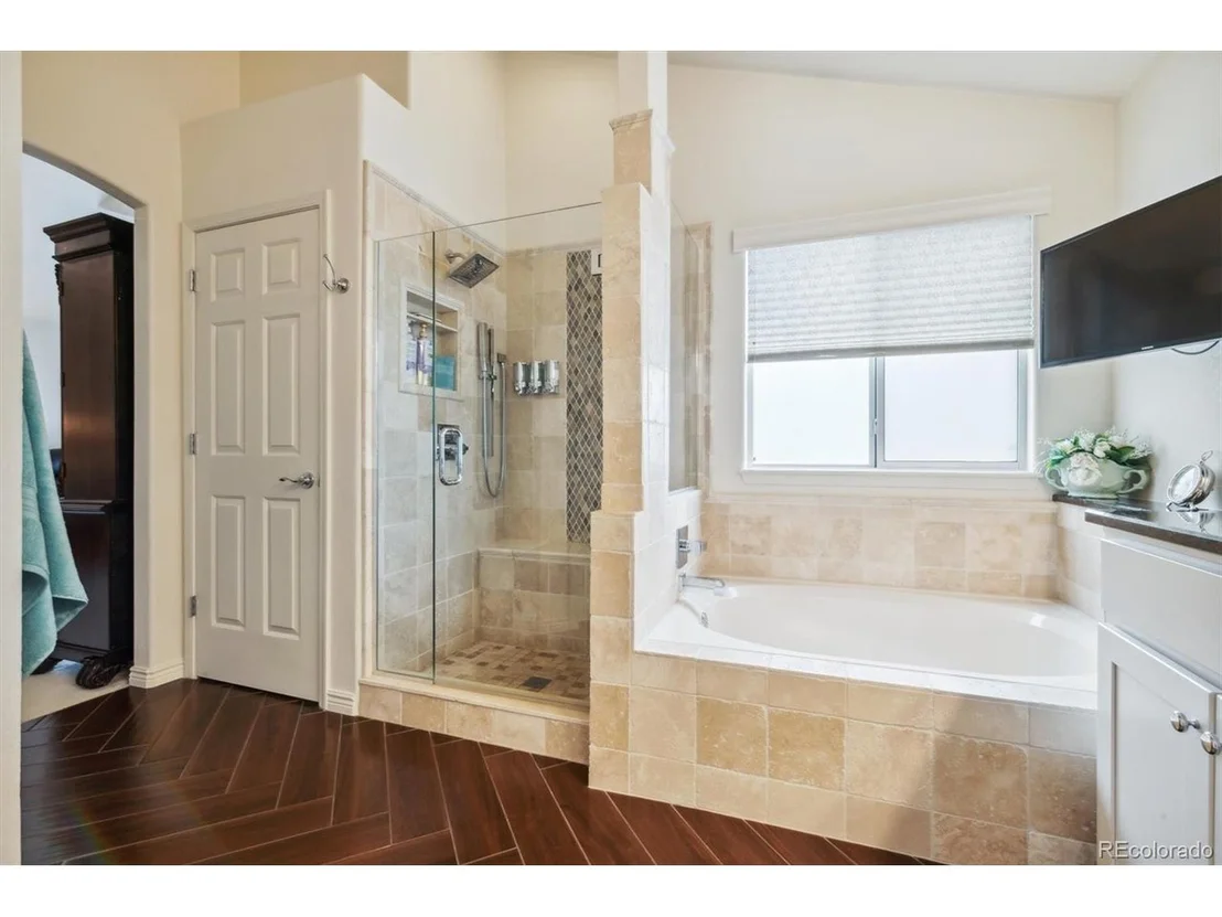 Photo of 1395 Foxtail Dr