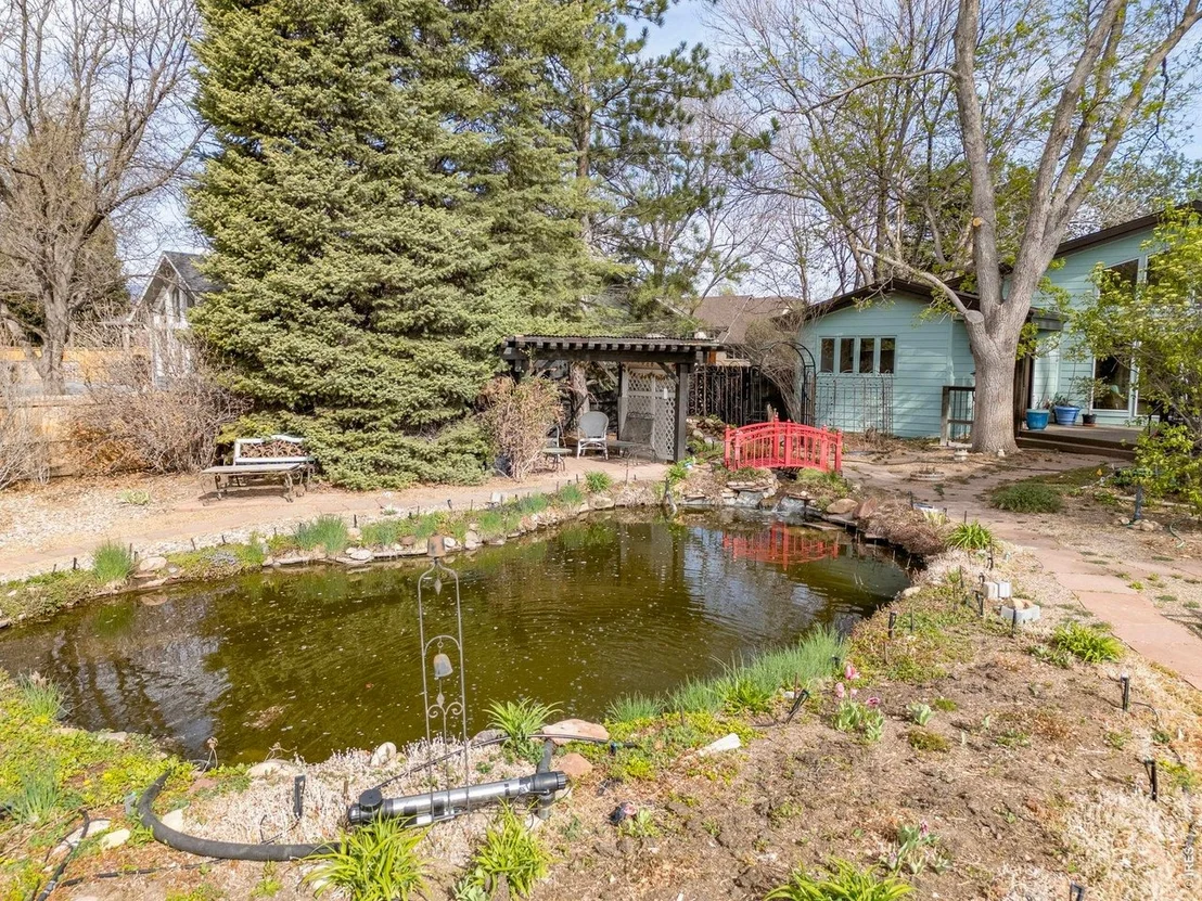Photo of 7598 Estate Cir