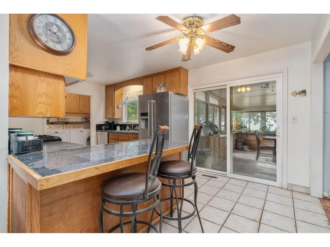 Photo of 335 Mountain View Dr