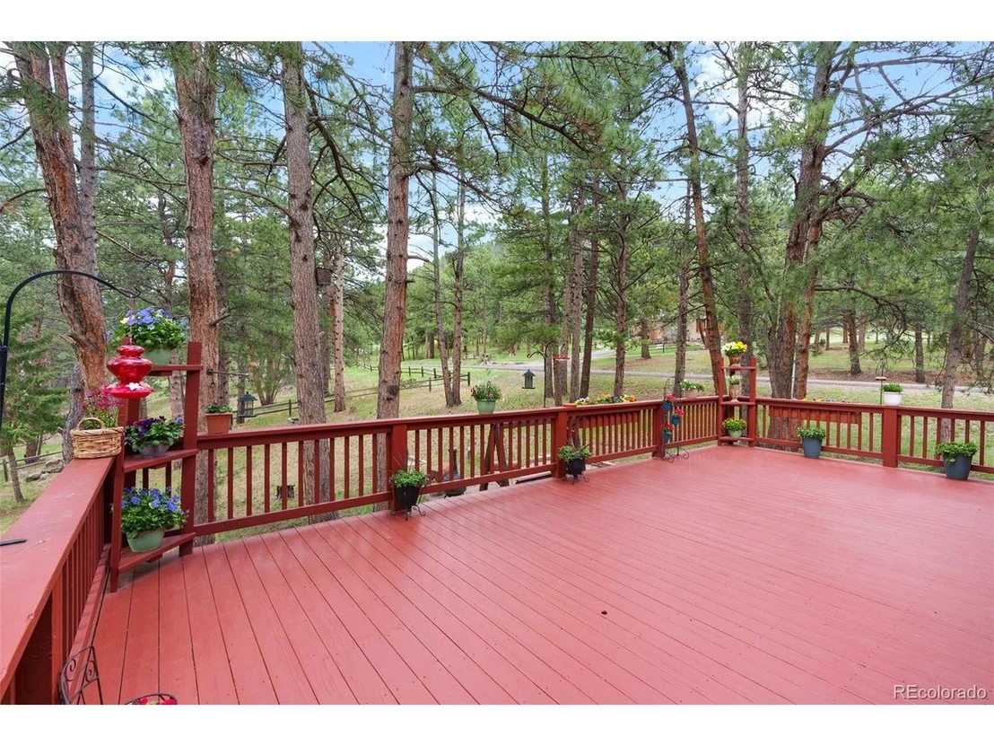 Photo of 6561 Valley Cir