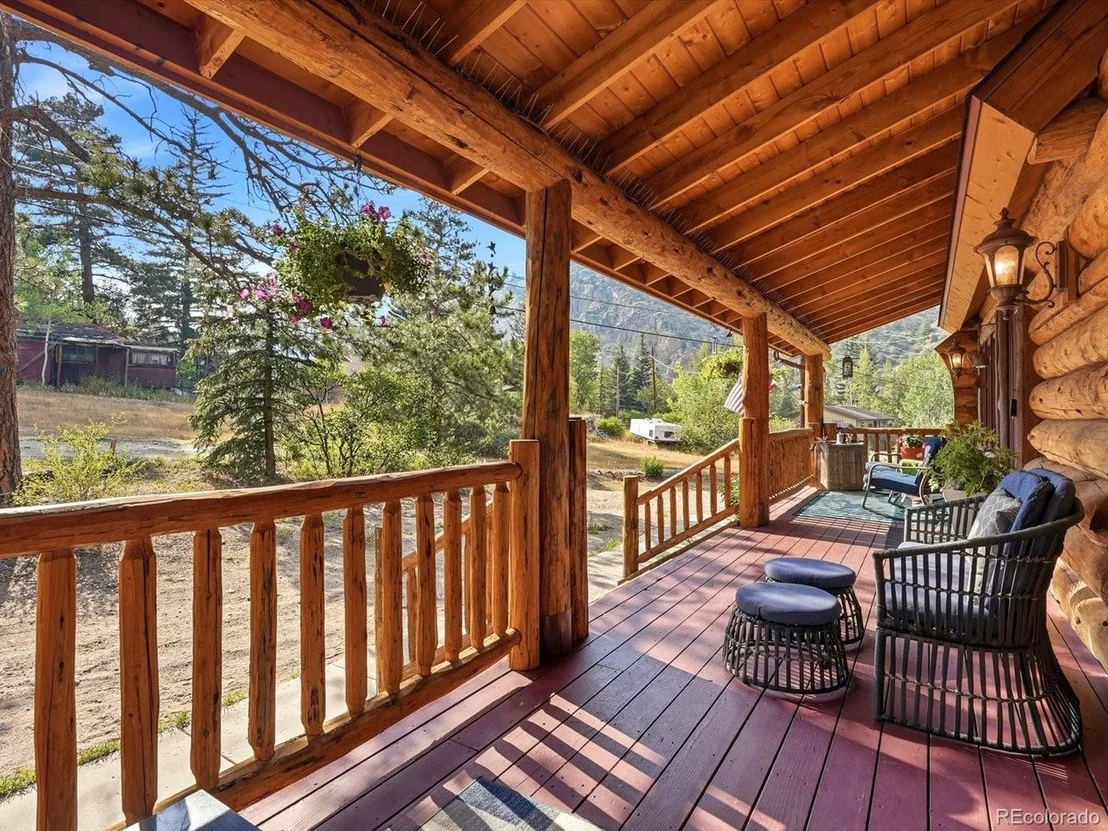 Photo of 74 Silver Lode Cir