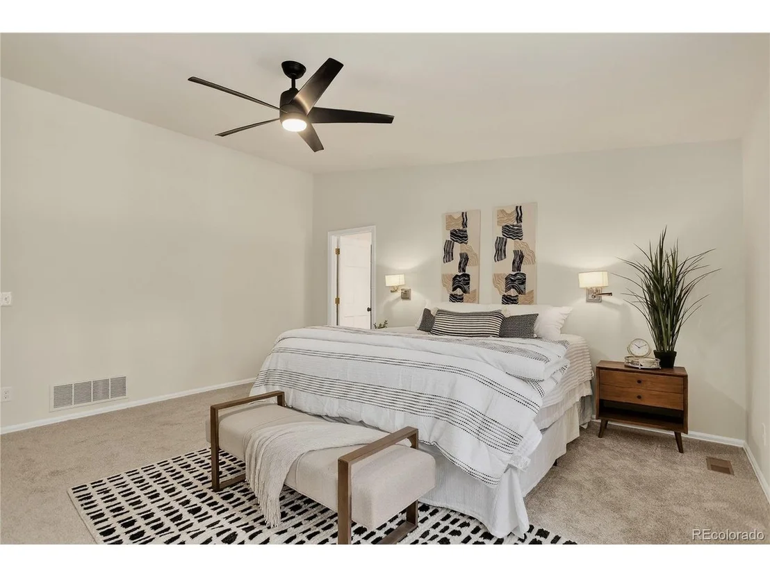 Photo of 70 Long Bow Cir