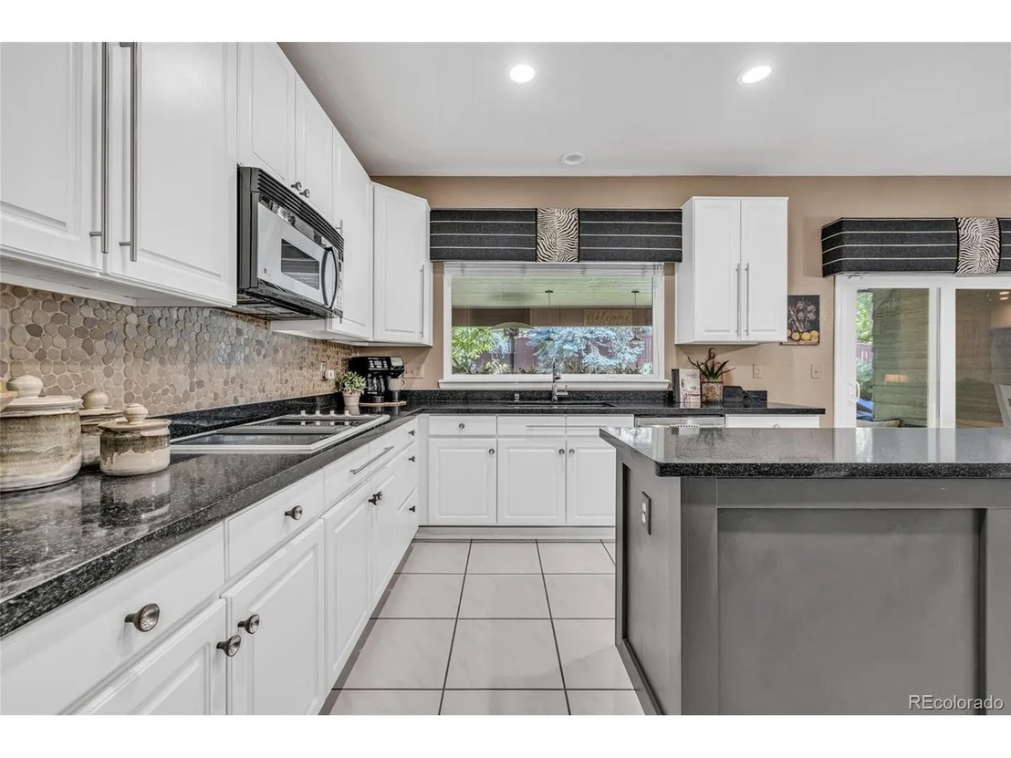 Photo of 9856 Glenstone Trl
