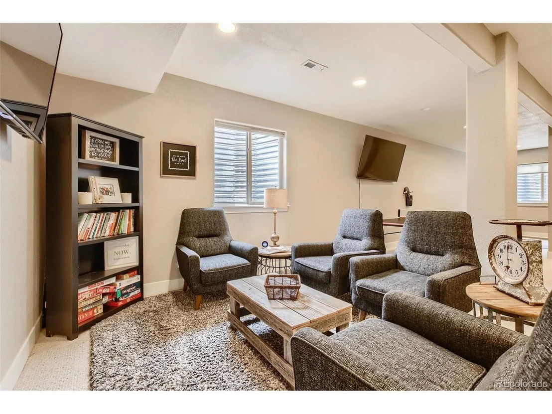 Photo of 3981 Manorbrier Cir