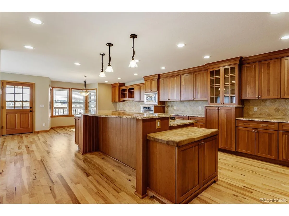 Photo of 6976 Hillpoint Pl