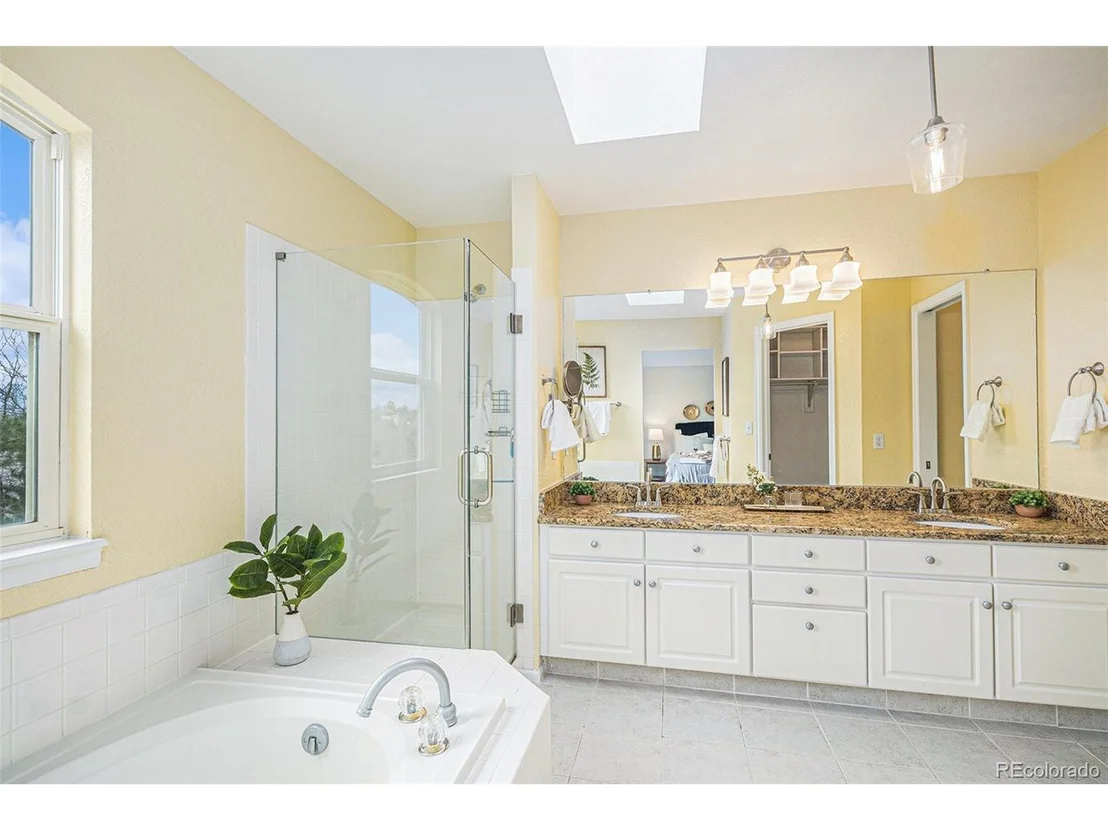 Photo of 9921 Spring Hill Pl