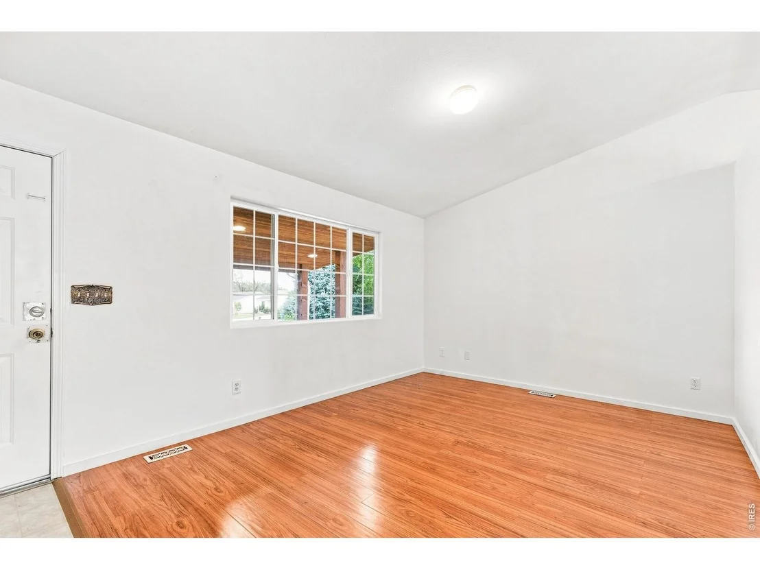 Photo of 3905 Dove Ln