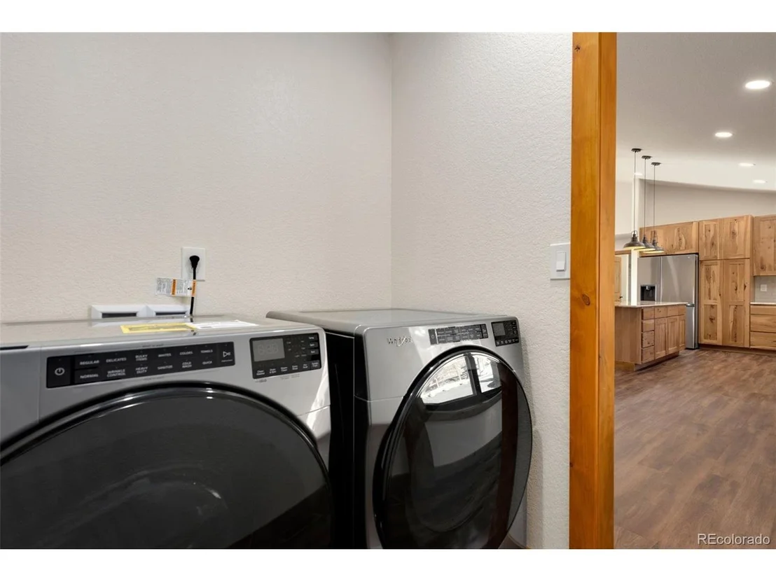 Photo of 544 Meadowview Dr