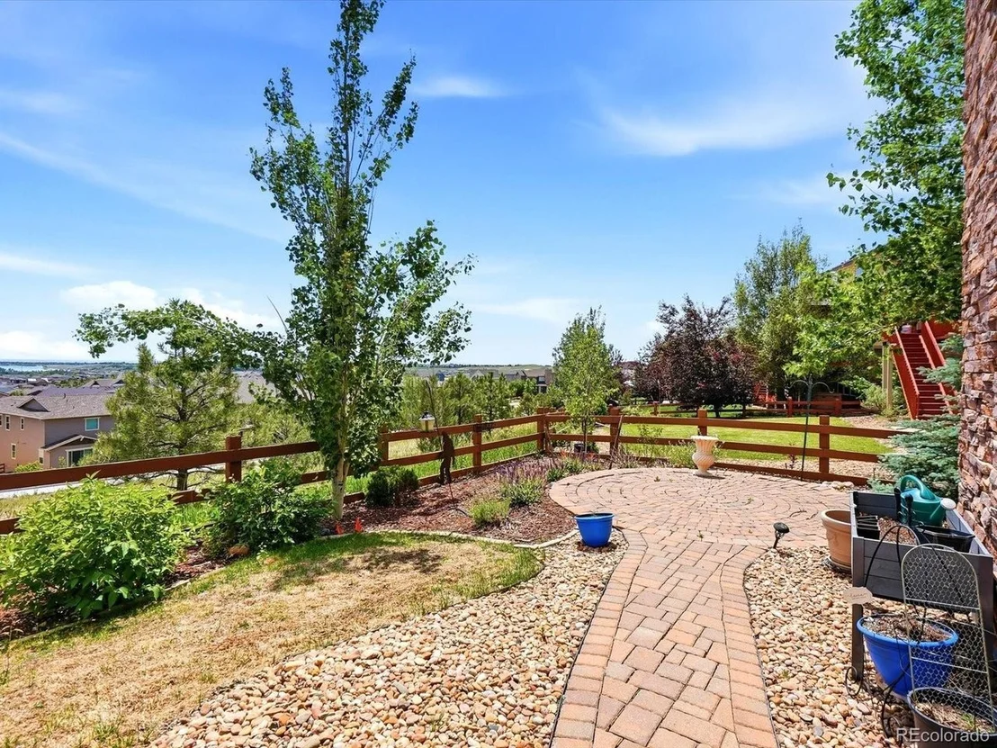 Photo of 9462 Noble Way