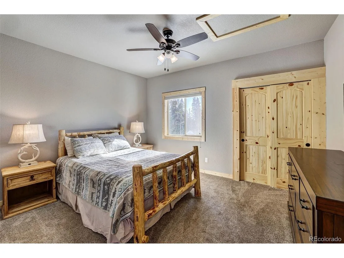 Photo of 207 Pine Cone Way