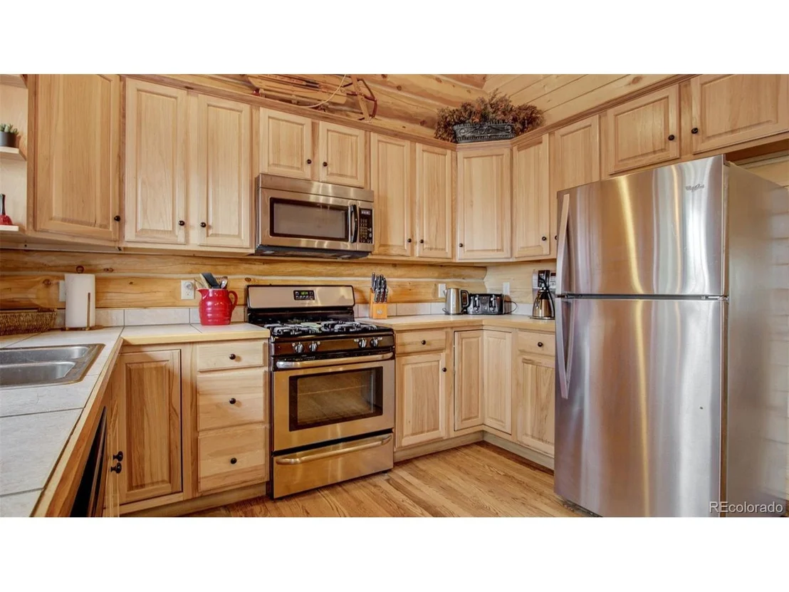 Photo of 885 Circle 73