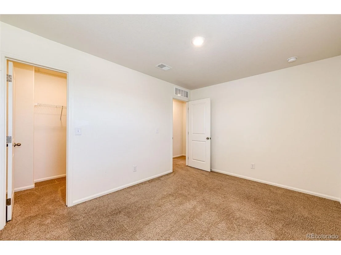 Photo of 323 Maple St