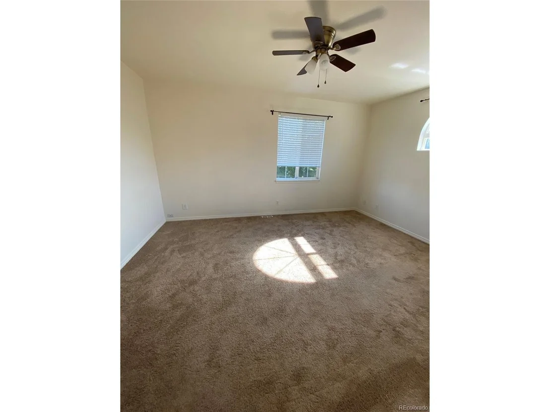 Photo of 18748 E Linvale Cir