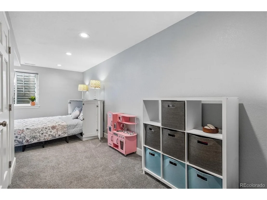 Photo of 16287 Blueleaf Pl