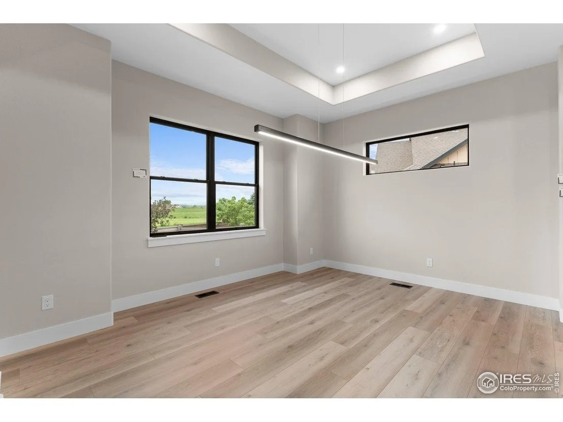 Photo of 1291 Swan Peter Dr
