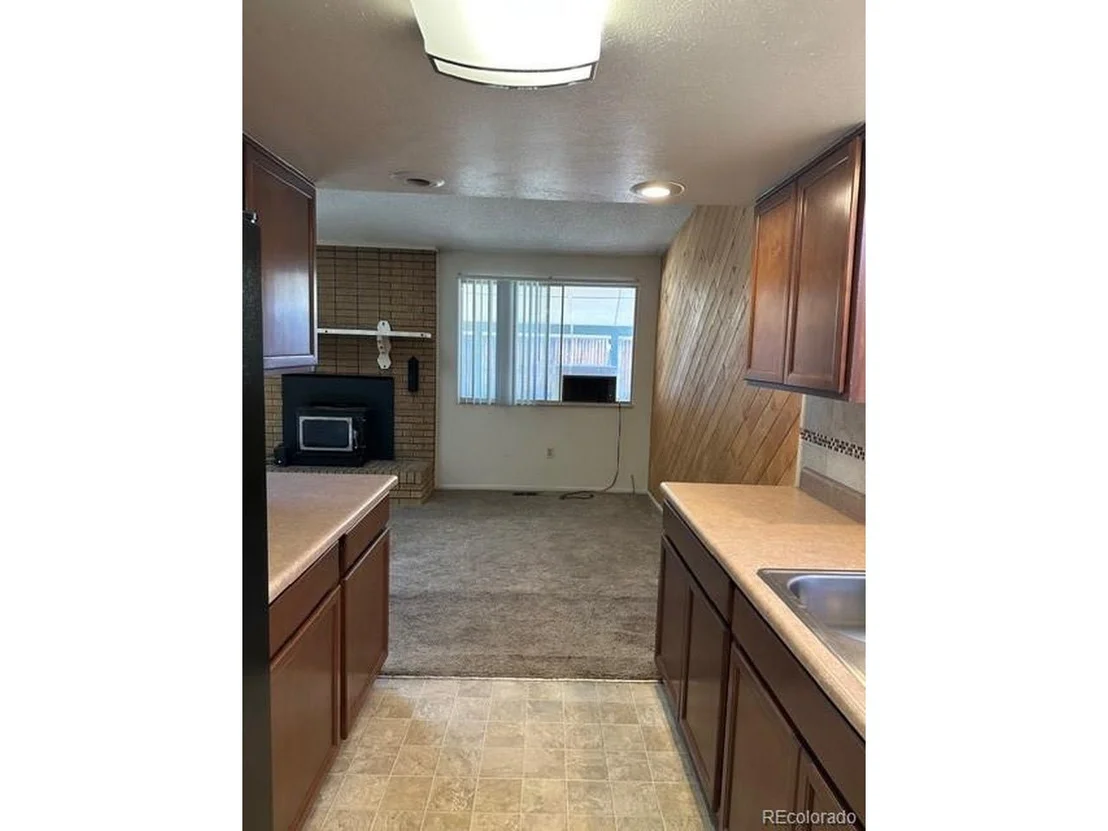 Photo of 8191 Everett Way