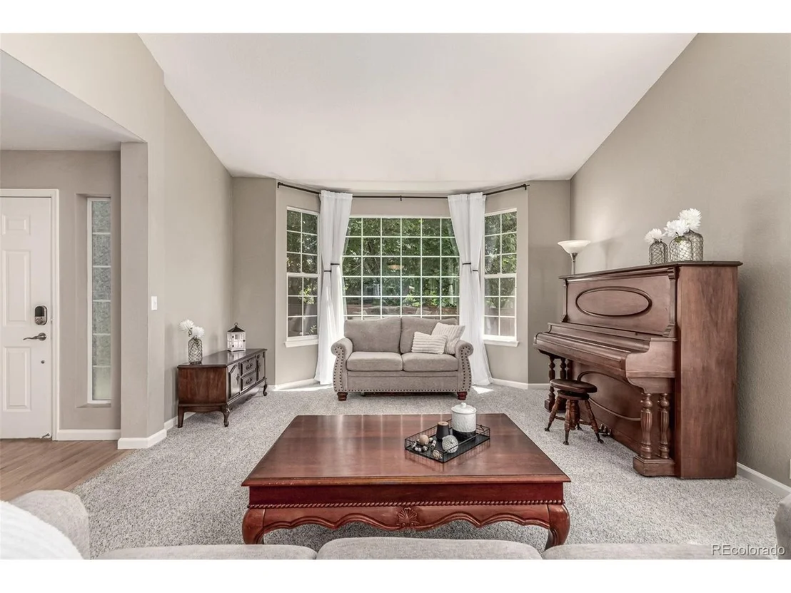 Photo of 392 Driftwood Cir
