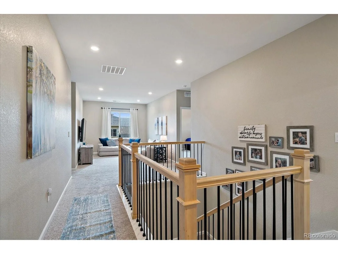 Photo of 7112 S Waterloo Way