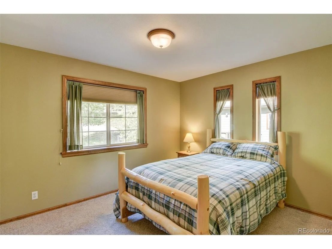 Photo of 821 Blacksmith Rd