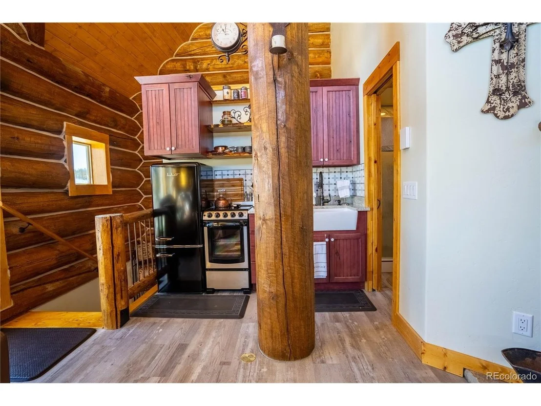 Photo of 103 Aspen Dr