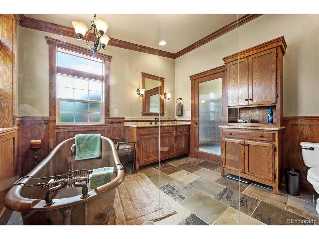 Photo of 178 Kirk Dr