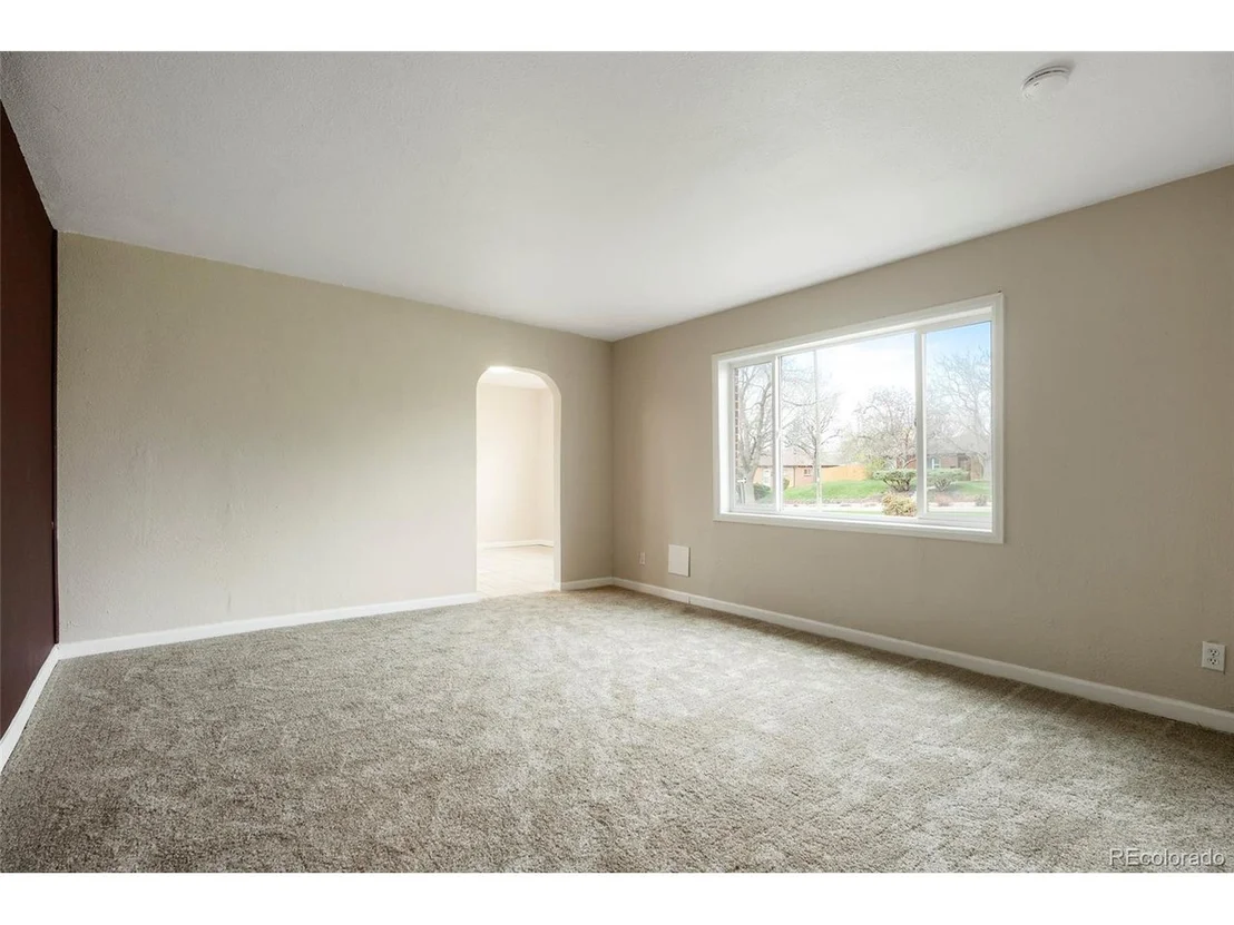 Photo of 9100 Hoffman Way