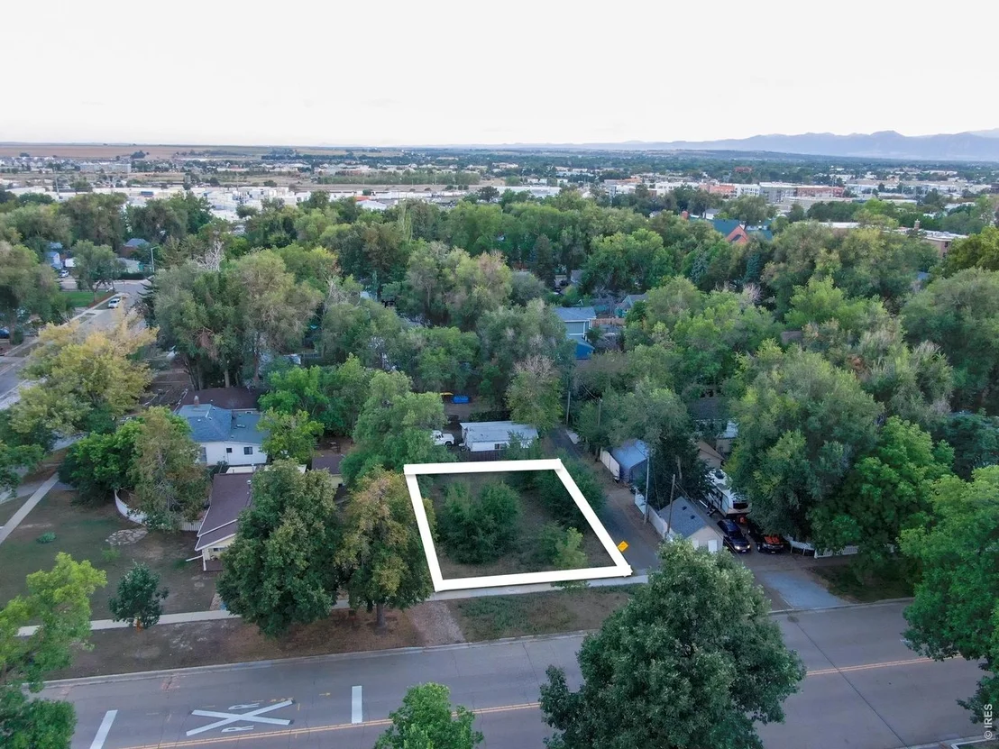 Photo of 207 5th Ave