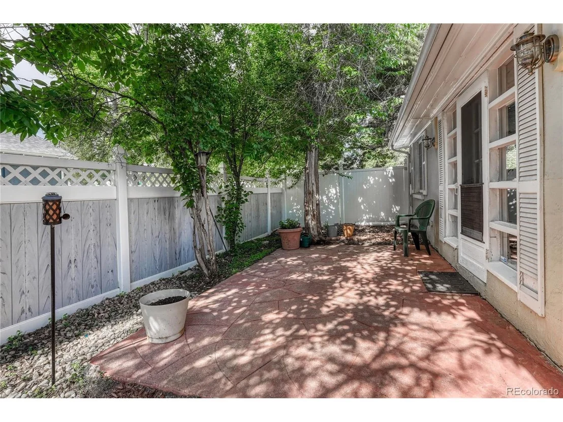 Photo of 1712 Olive Street