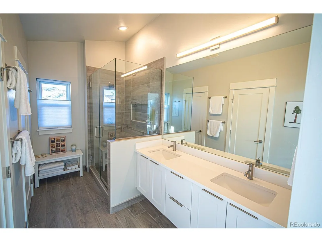 Photo of 214 Two Rivers Rd