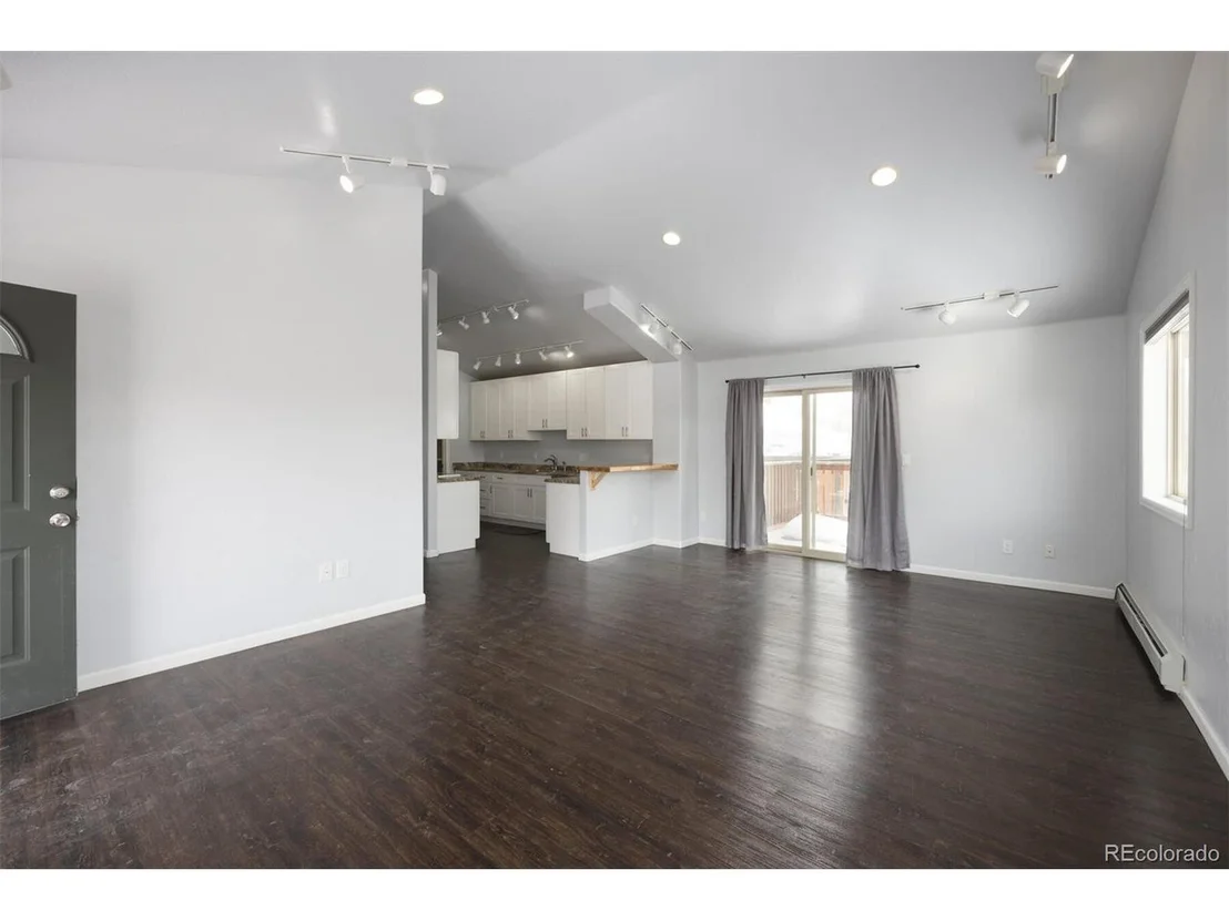 Photo of 231 Alpine Rd