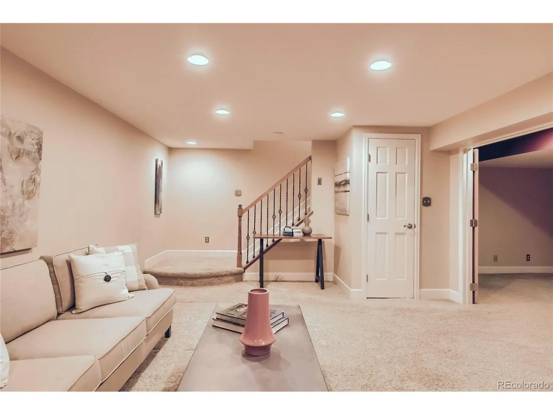 Photo of 7963 S Clayton Cir