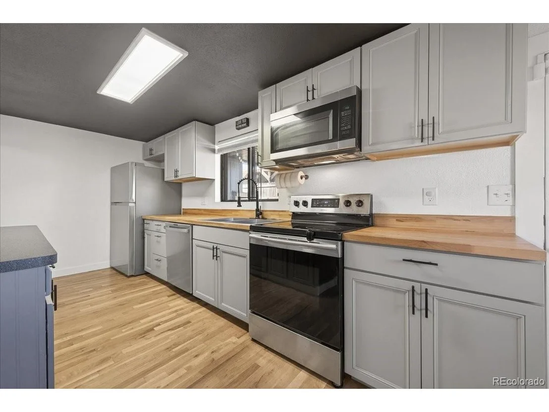 Photo of 4175 W Custer Pl