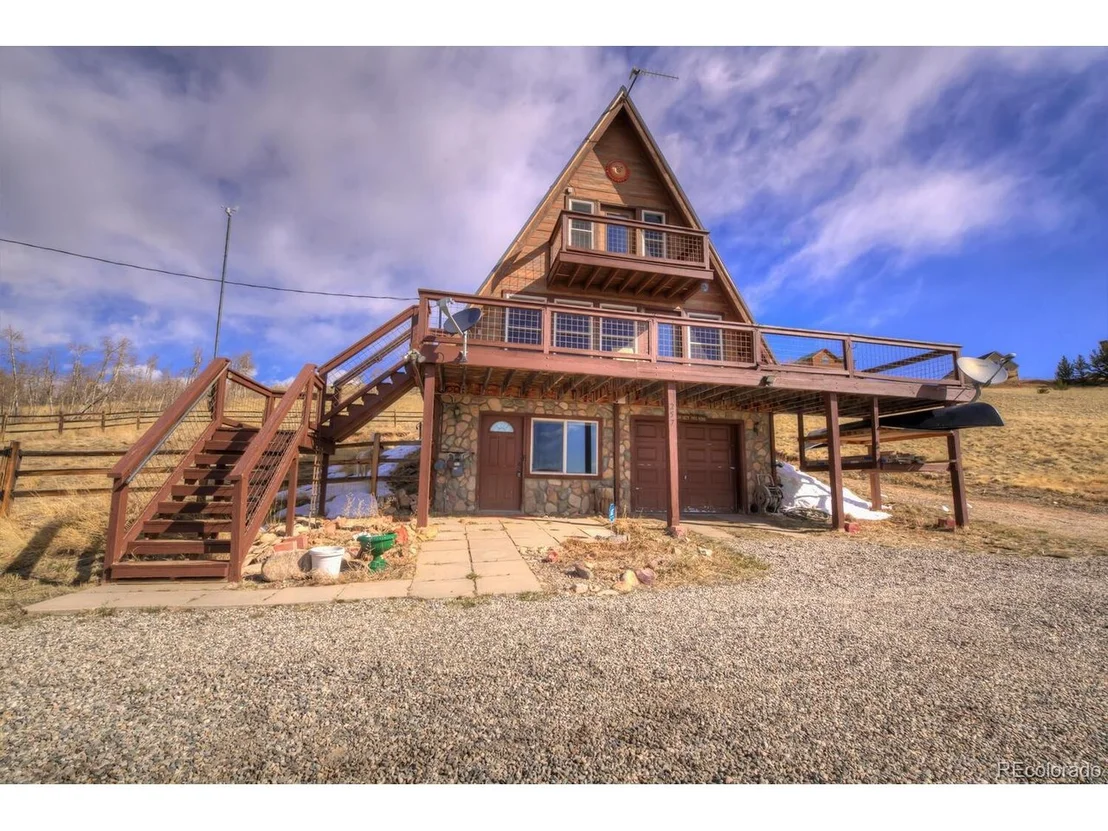 Photo of 257 Round Hill Rd