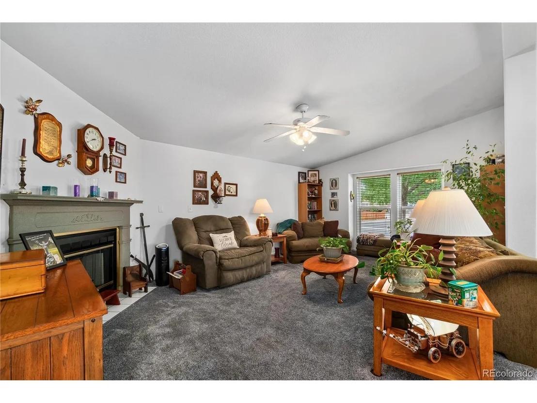 Photo of 207 Willow Dr