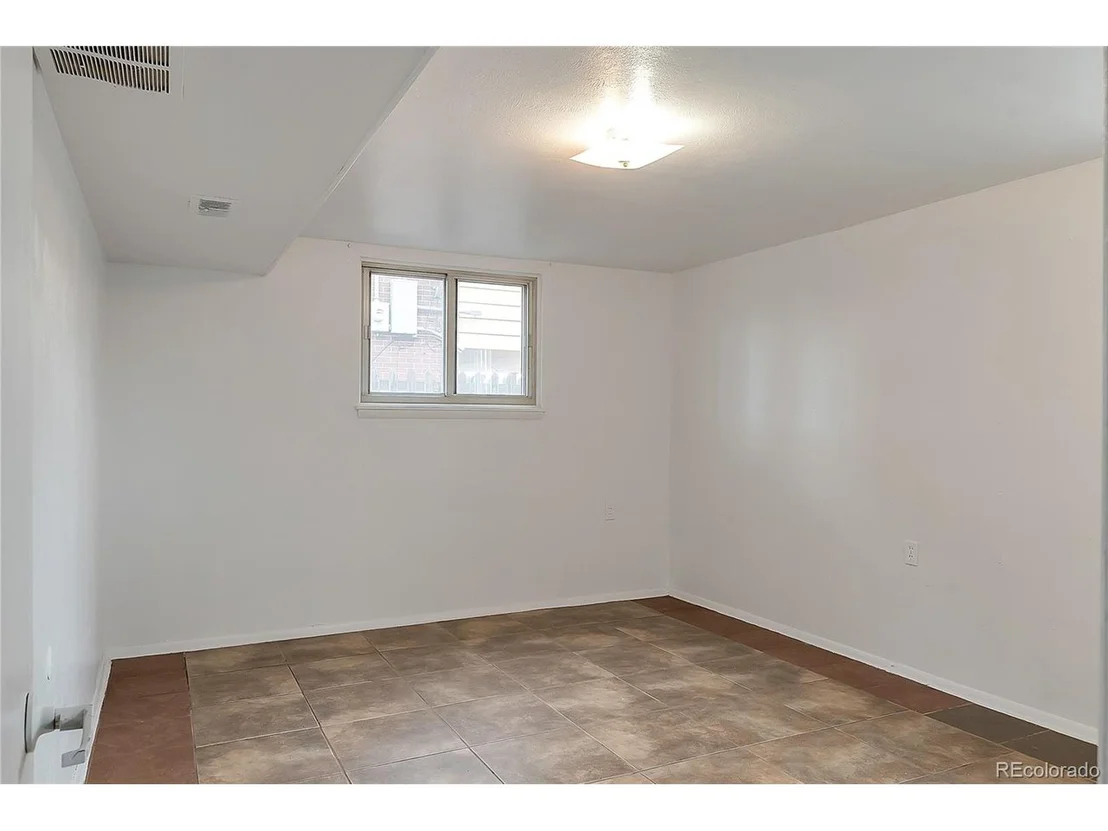 Photo of 2710 Wheeling St