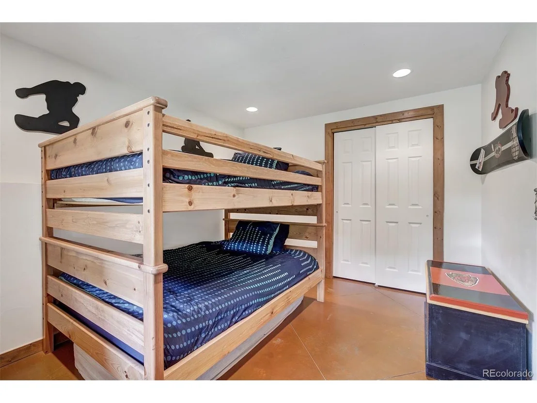 Photo of 22 Peterson Dr