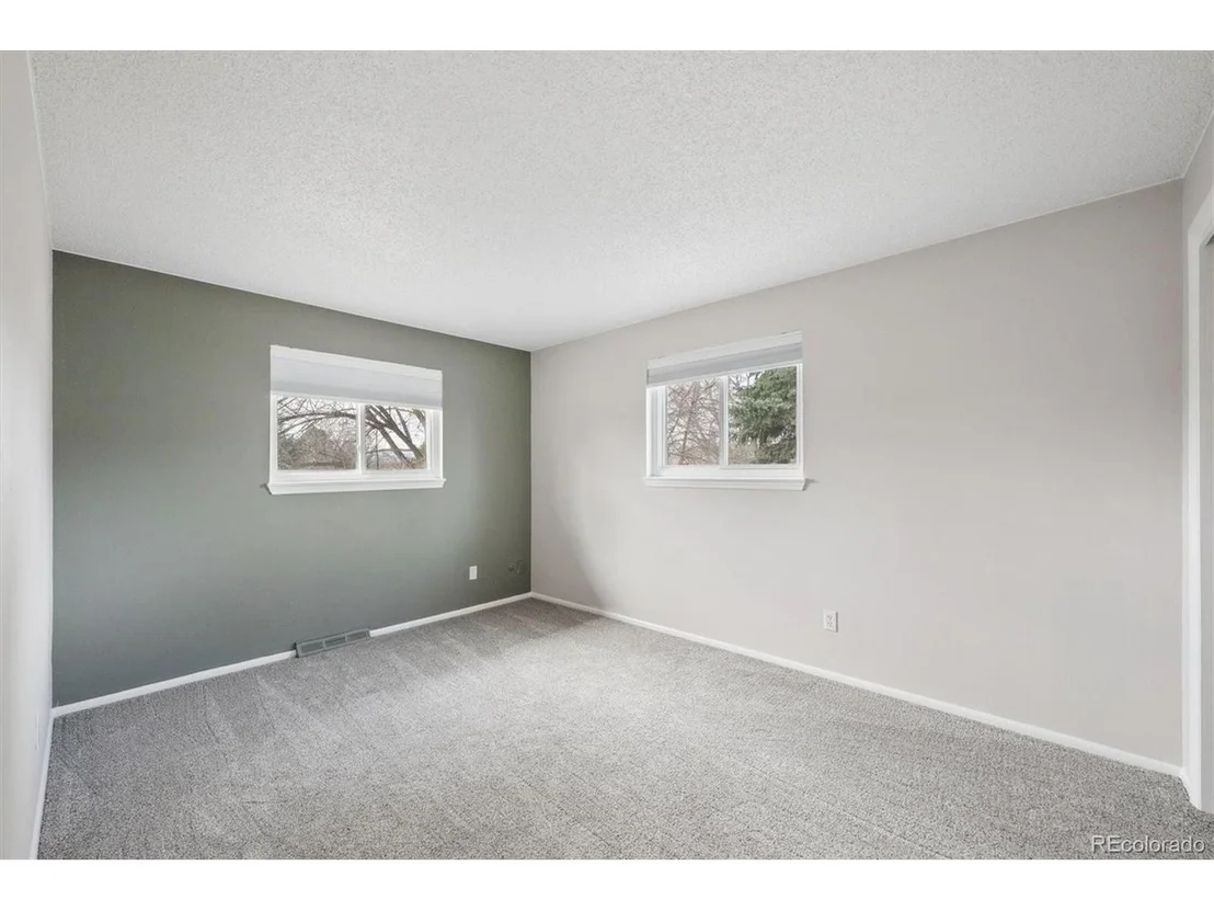 Photo of 6400 W 83rd Pl