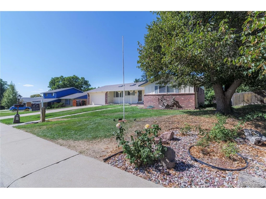Photo of 7 Cornell Dr