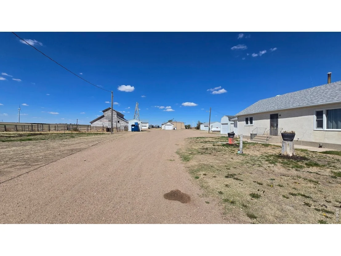 Photo of 37485 County Road 63