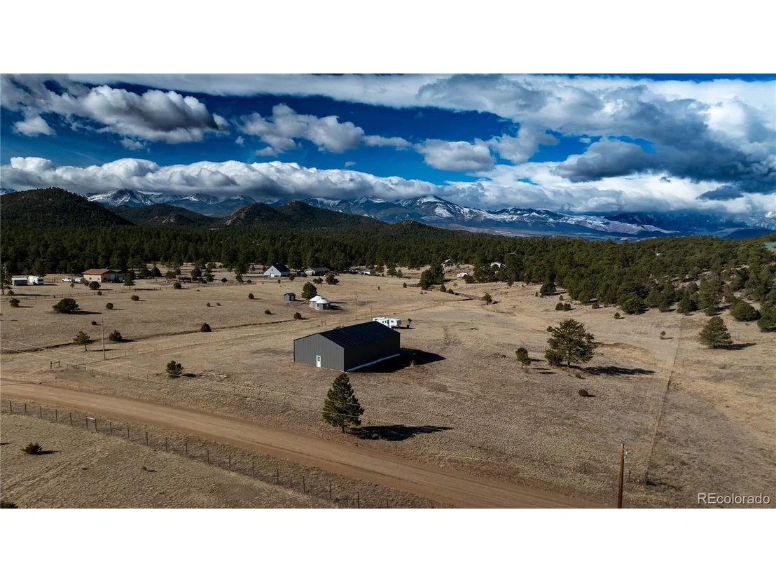 Photo of 639 15th Trl